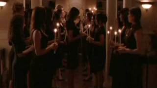 Greek (1x14) - Scnes de Jessica Lowndes (VO)