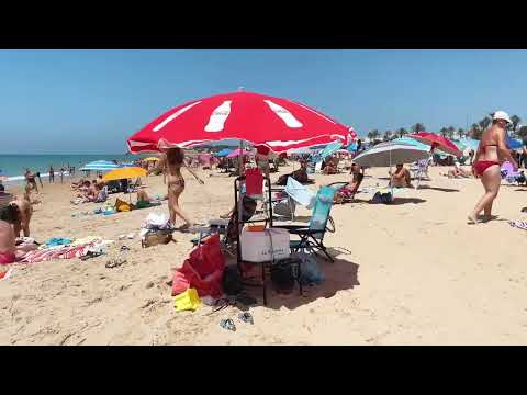 Copy of Really?! 😱 What's happening in Barcelona! 🔥 Barceloneta Beach Spain Walking Tour 2025