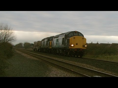 Prestatyn 2.12.2016 - DRS 37069 & 37610 on flask train - engine tones clag - class 37