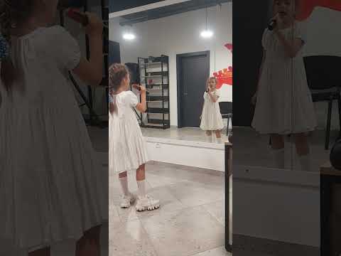 🌟SOFIA BALANESCU🌟 GRANDE AMORE (Cover Il Volo) Ora de canto.