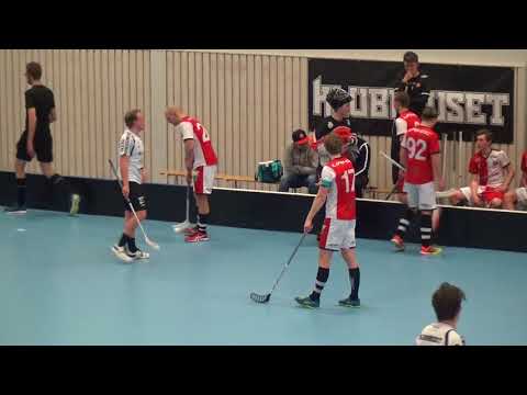 3/2-18 Herrar Div 1 VGR, Sisjön - FBC Partille (8-11) Per3b