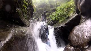 preview picture of video 'Canyoning Oo (Cailloux & Pyrenees Emotions)'