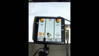 Video thumbnail for Guyatone TD-1 Tube Distortion Guitar Pedal by Sharpie the Parrot