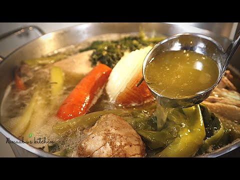 The Ultimate homemade chicken broth - step by step guide to make your chicken stock at home