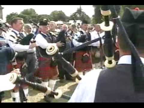 Strathclyde Police pipe band 2003 worlds tune up