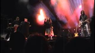 Emilie Simon : Il Pleut ( Concert à Cluses - Juillet 2005)