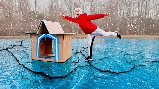 BOX FORT ON ICE!! (GONE WRONG)