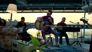 Kenan Doğulu bir ileri iki geri