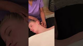 Say Goodbye to Neck Pain! Expert Massage Therapy in Minneapolis, MN #minneapolis  #massagetherapist