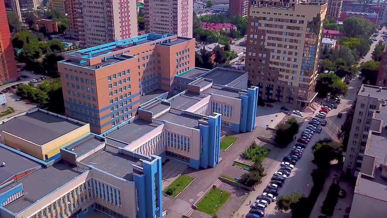 Современный кампус в центре мегаполиса