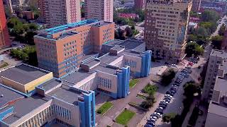 Современный кампус в центре мегаполиса