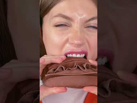 Comida real vs Comida de chocolate 🍔 #shorts