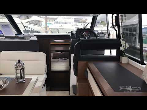 Jeanneau NC 33 - Southampton Boat Show 2018