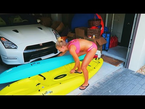 WE GOT KAYAKS!