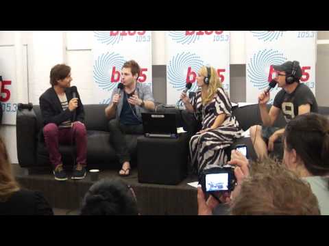 Darren Hayes Interview - B105 Brisbane Friday 28th October 2011