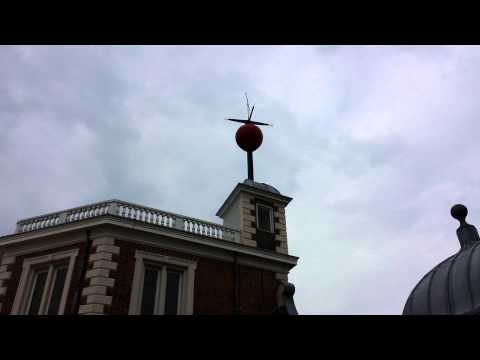 Timeball drops at Royal Observatory in Greenwich