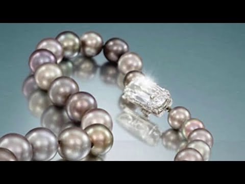 The divine voice of Montserrat Caballe and the "Queen of precious stones" - Pearls, best jewelry