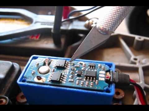 how to fix your  traxxas 2075 servo