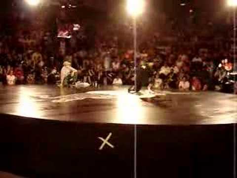 Red Bull bc One 2oo6 - LiLoU Vs MuxiBinha