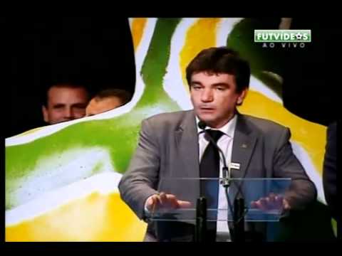 Andrés Sanchez, presidente do Corinthians, é vaiado .