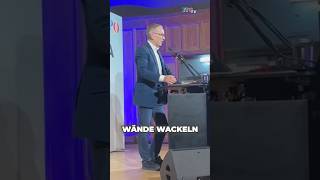 Wir bringen einen Misstrauensantrag gegen die gesamte Regierung ein!