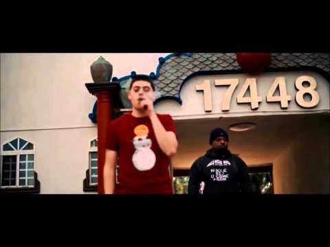 LIL FLASH DA WORLDSTAR GOD AKA YUNG EVERYONE IS HARD IN HIGH DEF