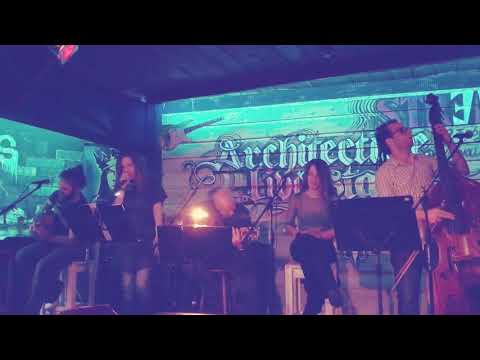 Το φεγγάρι γελάει (live) - Ευρυδίκη