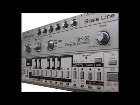 Behringer UB-Xa Synthesizer