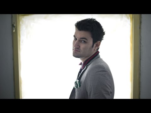 Smiley feat. Cheloo - Plec pe Marte | Versuri Oficiale