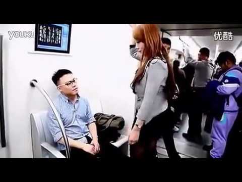 Funny Asian videos - Beautiful girls on the train
