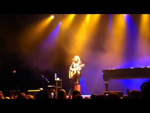 Grace Potter (Acoustic) - "Whole Lotta Love" - (Led Zep Cover) Stage AE - Pittsburgh - 12-12-12