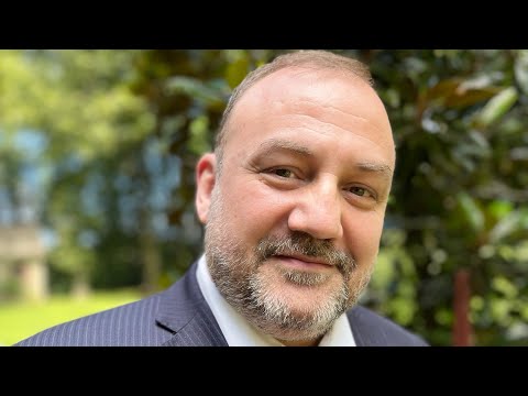 Tenor Jack Livigni, explains four major components and foundational skills of singing a high notes