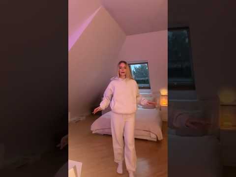 the best sweatpants I’ve had 🤭 #sweatpants #aritzia #comfyoutfits