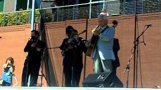 Del McCoury - Bluegrass Breakdown