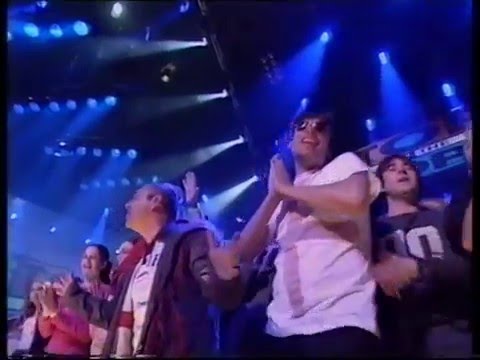 Fat Les 2000 - Jerusalem - Top Of The Pops - Friday 16th June 2000