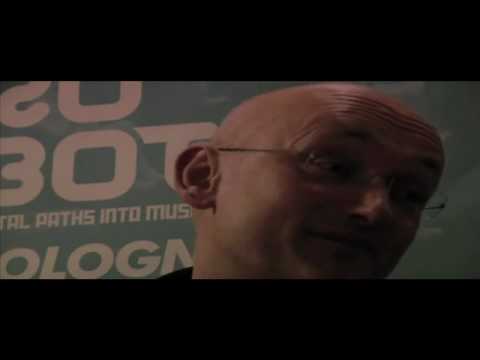 roBOt02 - Tobi Neumann