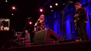 Joan Osborne “Trying To Get To Heaven” (Bob Dylan cover) 04/28/2019 World Cafe Live Philly