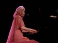Nellie McKay - "The Dog Song" - Seattle 10/6/07