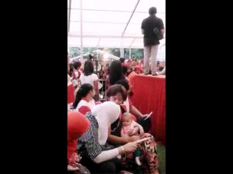 Inul Daratista Goyang Heboh Asikkk Perayaan Hari Kemerdekaan RI di Hong Kong, 23 Agustus 2015