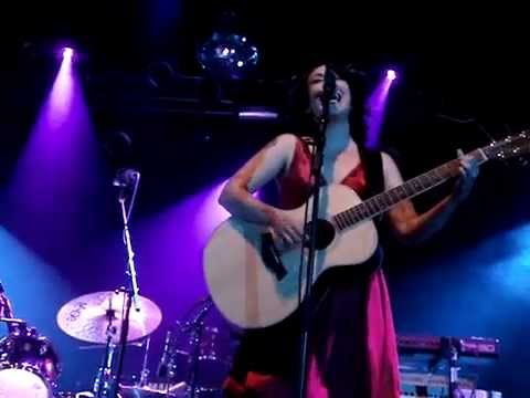 Marit Bergman feat. Nina Persson, Cat Martino & Joey Askew - Mama, I Remember You Know (NY 2007)
