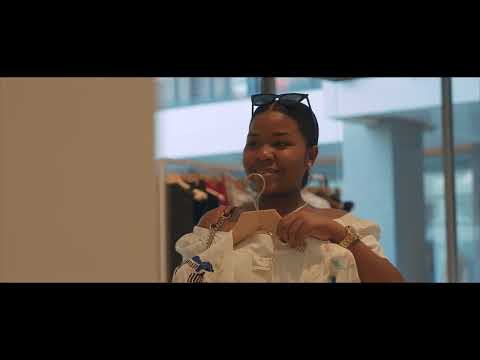 VANITE By Sandra Ft Mikhail     A/C Patrice Leunge - Kai  EDITEUR Gerard Louis