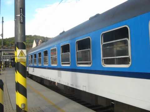 Příjezd vlaku R 780 Střekov - Ústí nad Labem hlavní nádarží