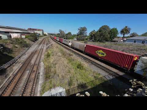 5mb4 at maud st bridge at mayfield with nr34* 81 *93* ldp001 *nr116 on 29 *9* 23