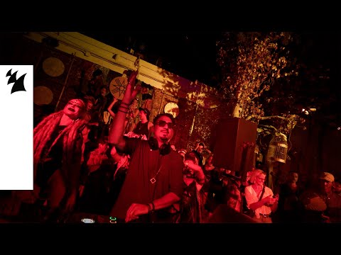 Kintar, SANDHAUS - Wake Up (Live at Summerians)