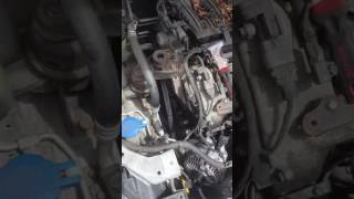 How to replace alternator on 2006 kia sedona