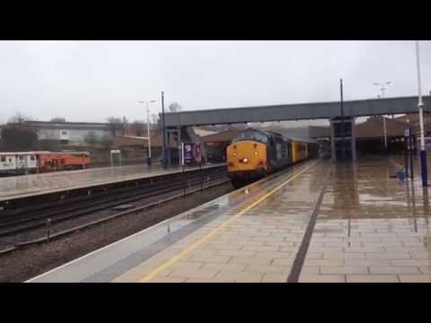 (HD) 37603 opens up and thrashes Leicester station 03/04/2015