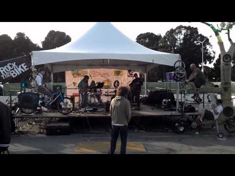 Reed Mathis Band - Waiting for Superman- West Coast Cannabis Expo 2011-10-09