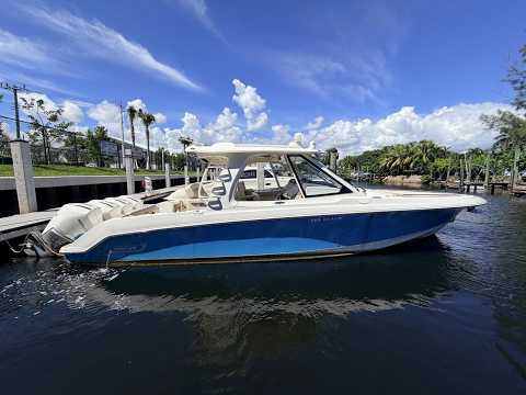 2020 Boston Whaler 380 Realm Popping Bottles Video