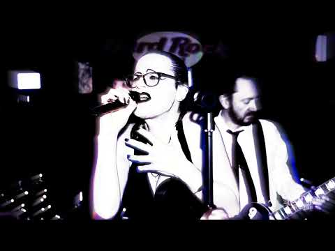 Domina Proxime sings Heroes by David Bowie