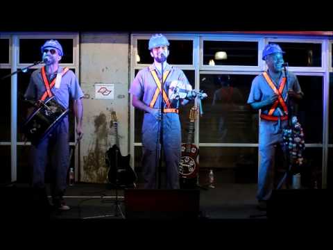 Arte nos Terminais - Pé de Mulambo